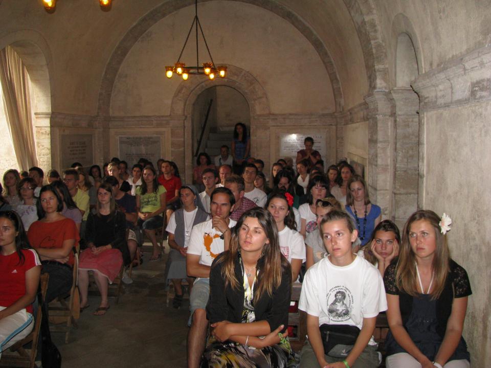Misa u Montserratu u kripti
