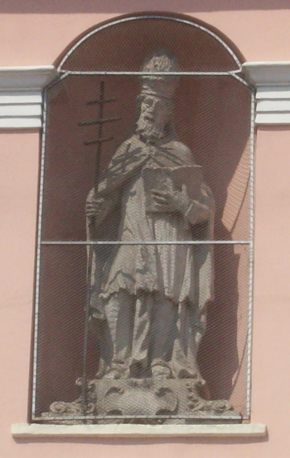 Sv. Augustin na pročelju crkve